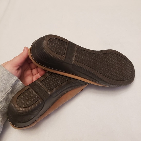 ROMULO Tan Leather Slip On Loafers - Picture 6 of 11